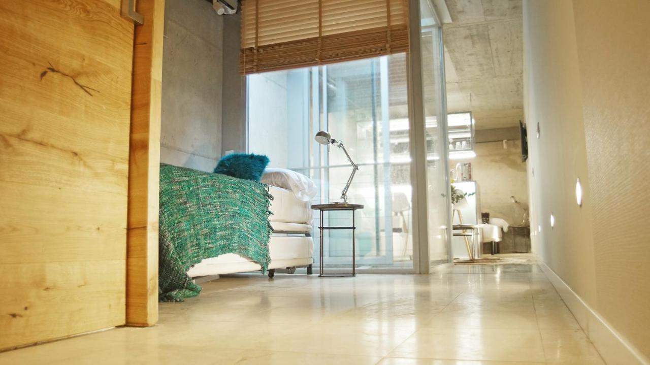 My Space Barcelona Pool City Center 외부 사진